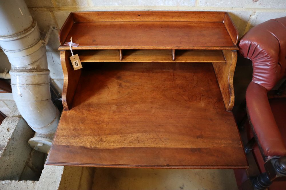 An Edwardian walnut writing desk, width 70cm, depth 57cm, height 92cm